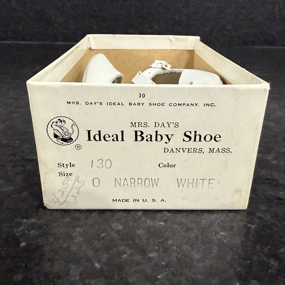 Mrs Days Ideal Baby Shoes Vintage 1960's T-Strap White Size 0 With Original Box